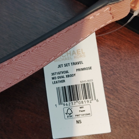 Michael Kors Pink Oval Crossbody Medium - Picture 16 of 16